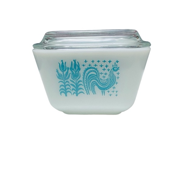Pyrex 501 Turquoise 1 1/2 Cup Amish Butterprint Refrigerator Dish with Lid - Picture 6 of 12